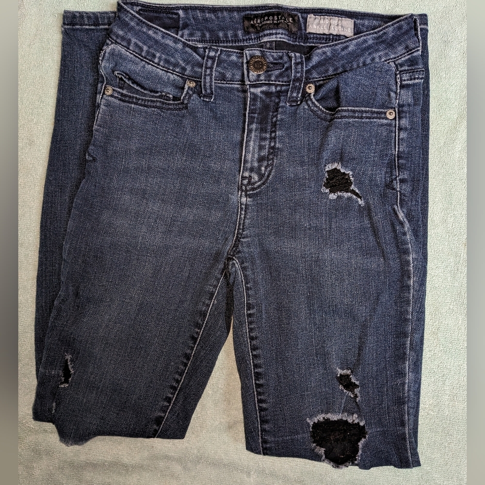 Women's ripped jeggings